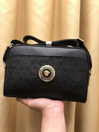Picture of Versace Mens Bags _SKUfw135046715fw